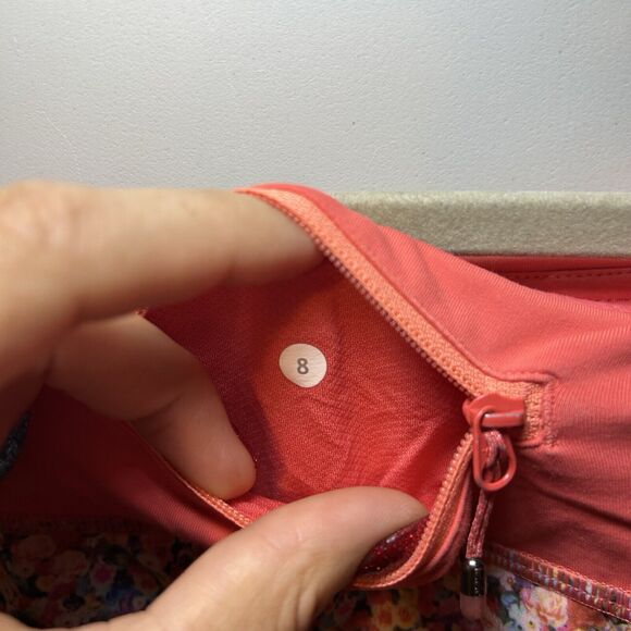 Lululemon Womens Run Speed Shorts Multicolor Prism Petal Atomic Floral Size 8 - Picture 3 of 5
